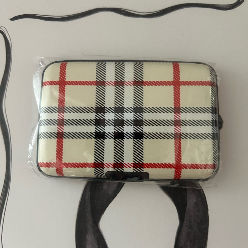 Plaid Pattern Compact Card Case - Cream, Black & Red